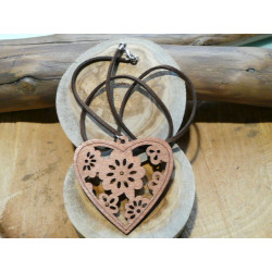 PENDENTIF COEUR EN BOIS ET CUIR